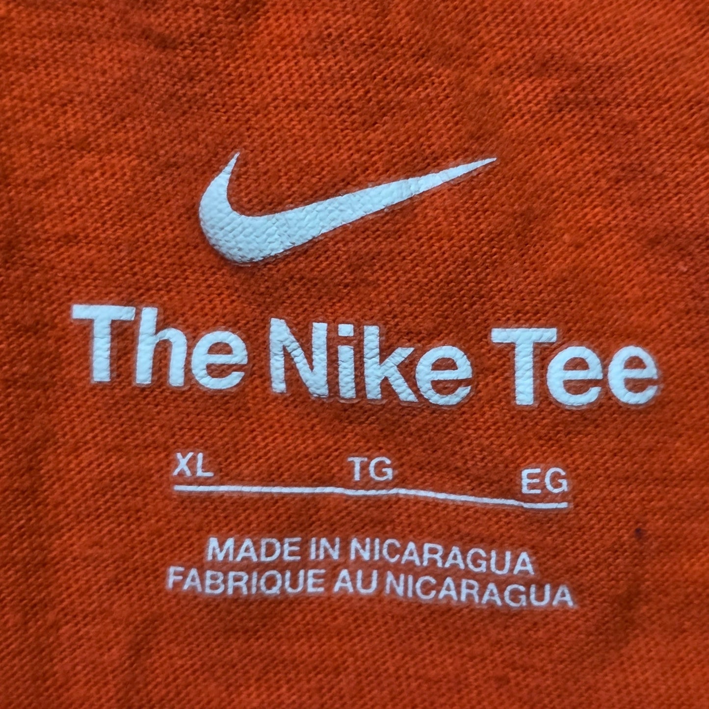 Nike Air “Just Do It” T-Shirt Men’s XL Orange Crewneck Sports Tee