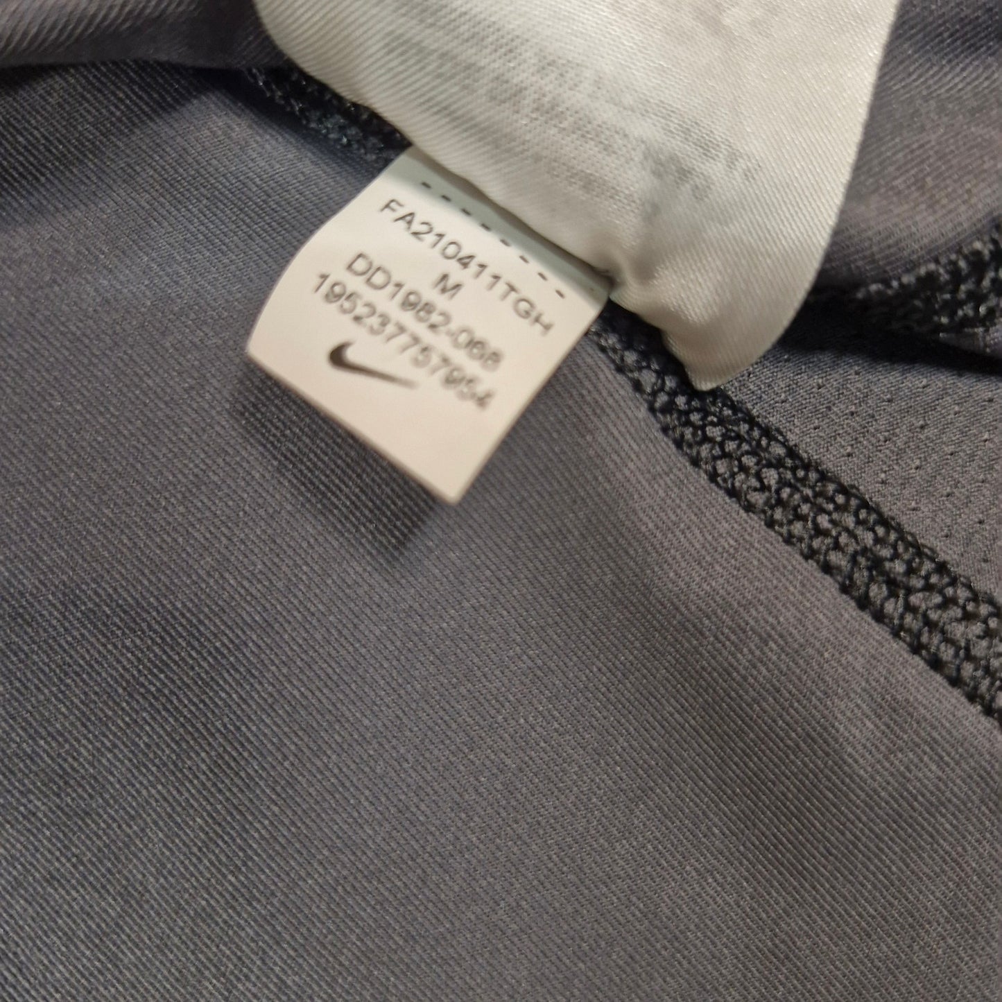 Nike Pro Dri-FIT Men's Slim Fit Short-Sleeve Top Grey Size Medium