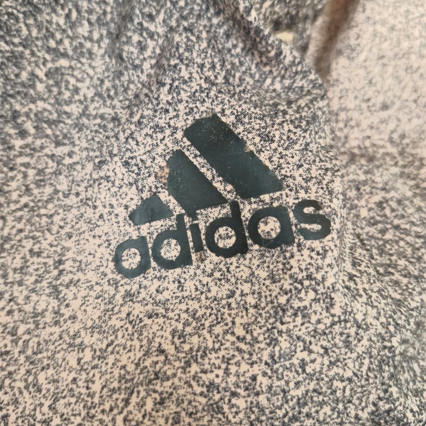 Adidas Axis Shorts Men's Training Sz Large H59402 Inseam Salmon / Black Spotted