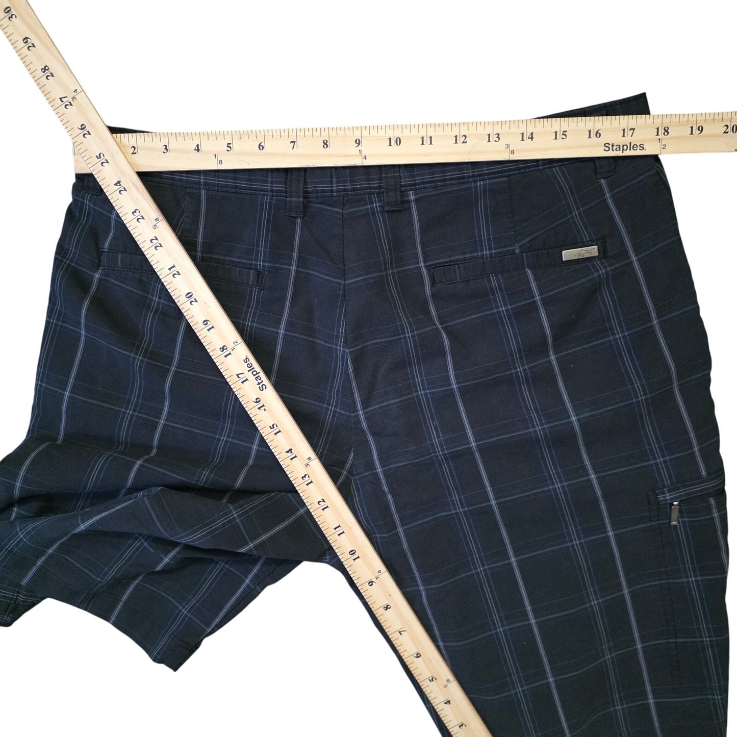 Greg Norman Golf Shorts Men’s 34 Black Plaid Security Pocket