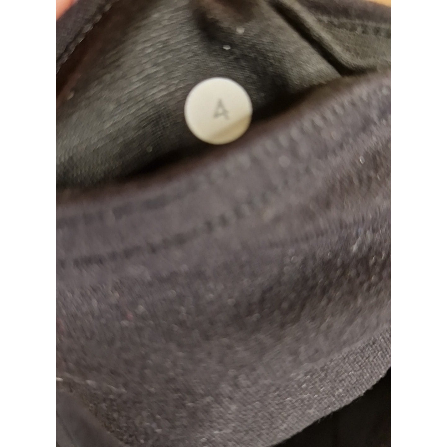 Lululemon Cropped Black Leggings With Pockets & Ruching Details Size 4