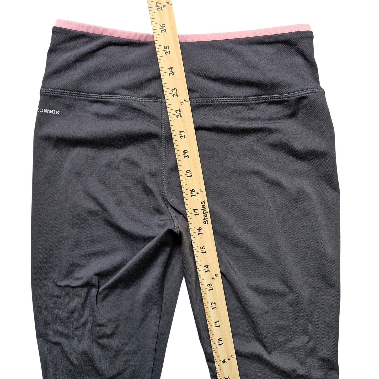 Reebok Fitted Capri Leggings Women’s Size Small Gray with Pink Trim