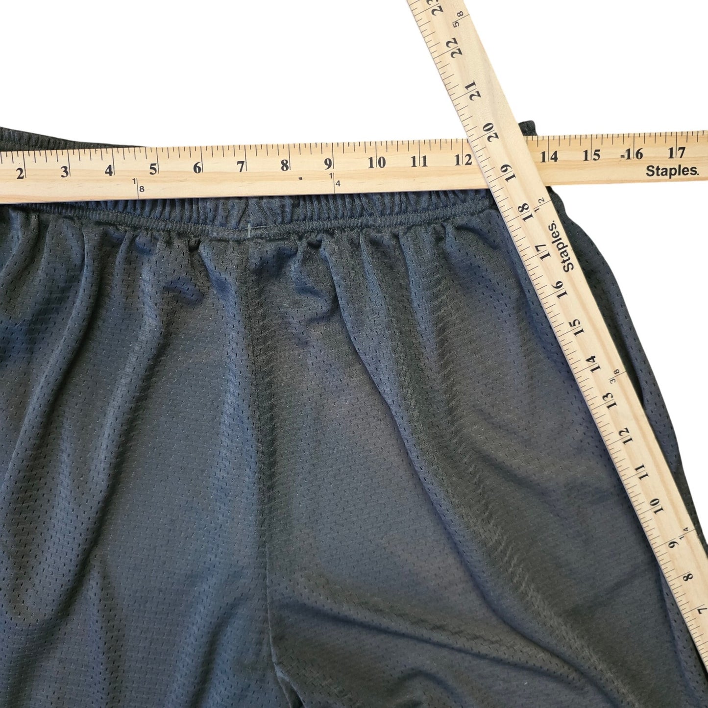 Russell Athletic Mesh Shorts Men’s Large Gray Lightweight Gym Training