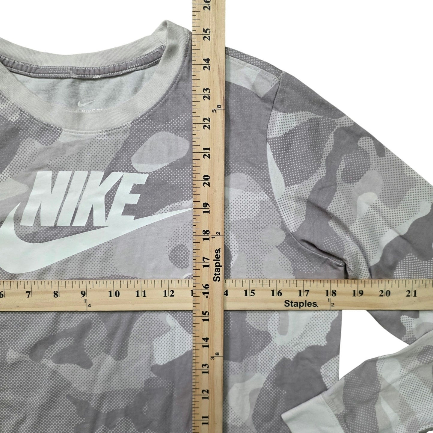 Nike Camo Long Sleeve Stretch T-Shirt Men’s XL Gray White Collar