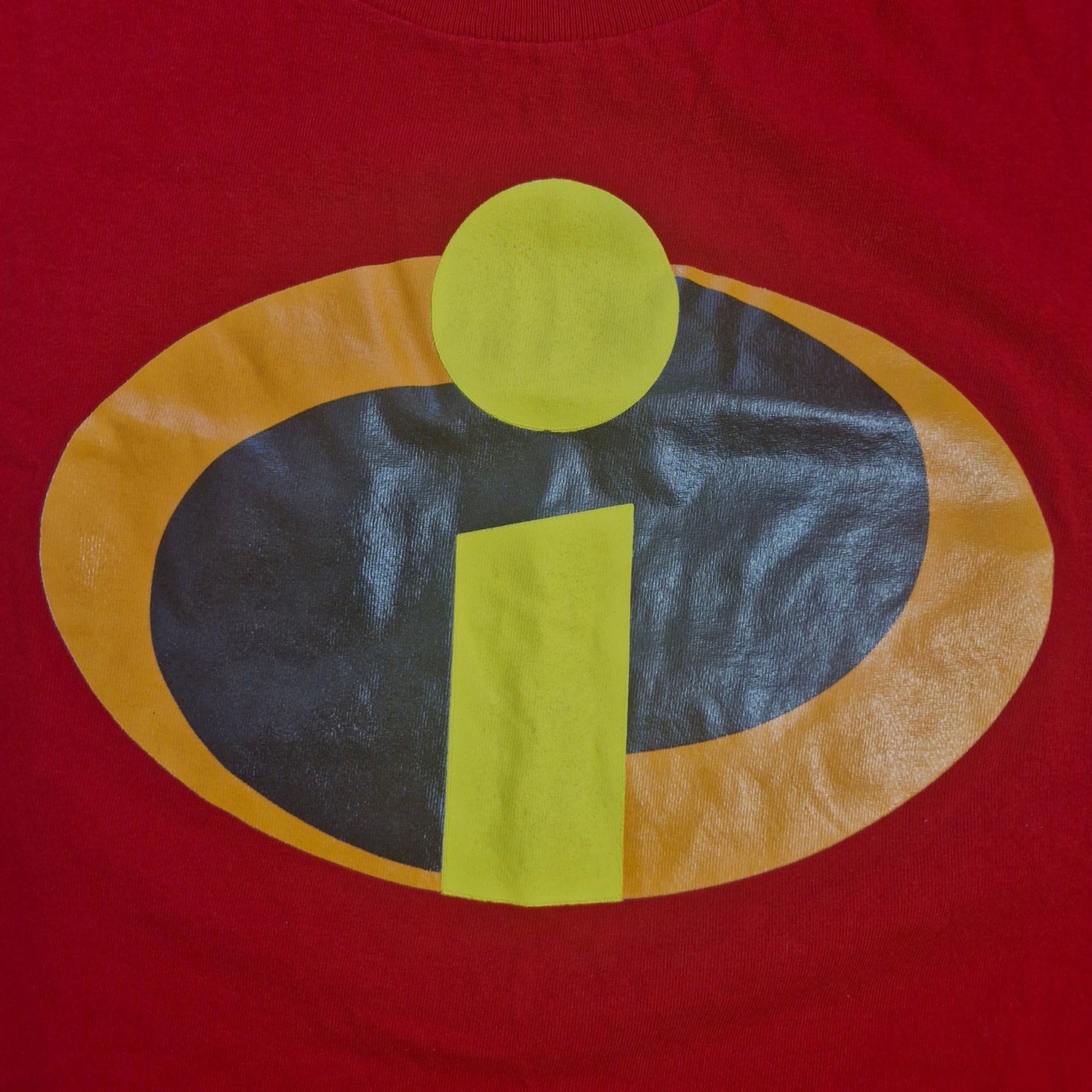 Disney Pixar Incredible 2 size Large Red Tee