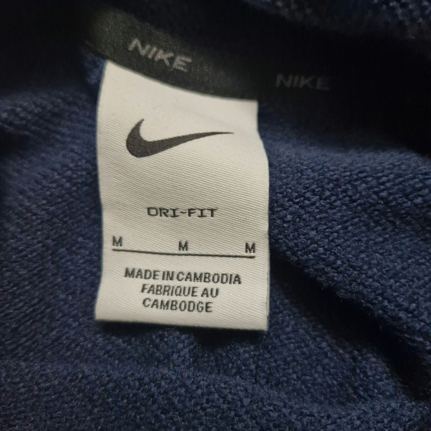 Nike Standard Fit Dri-FIT Navy Long Sleeve Pullover Sweatshirt Hoodie Men’s Medium