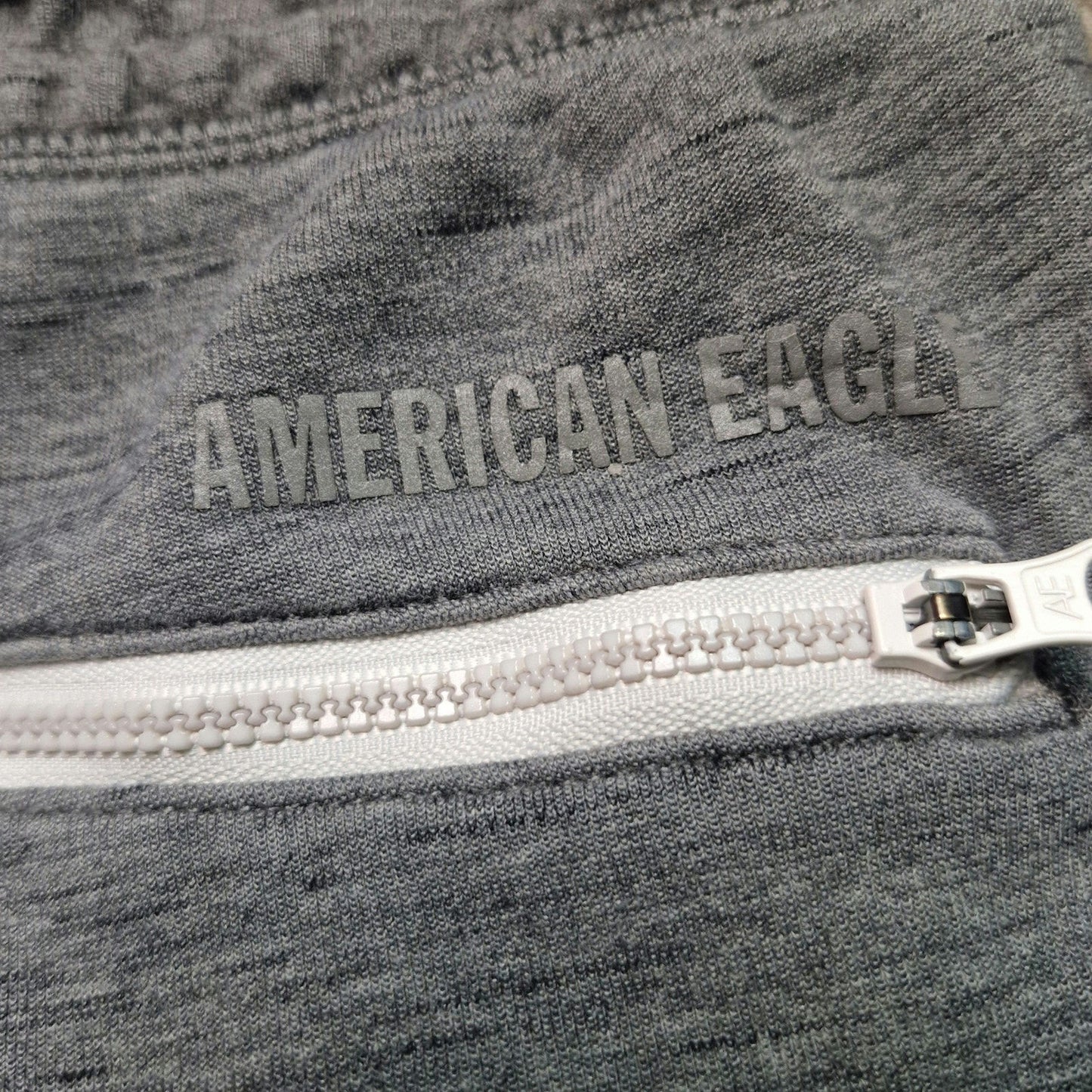 American Eagle Men's Training Jogger Gray Sweatpants Size Large