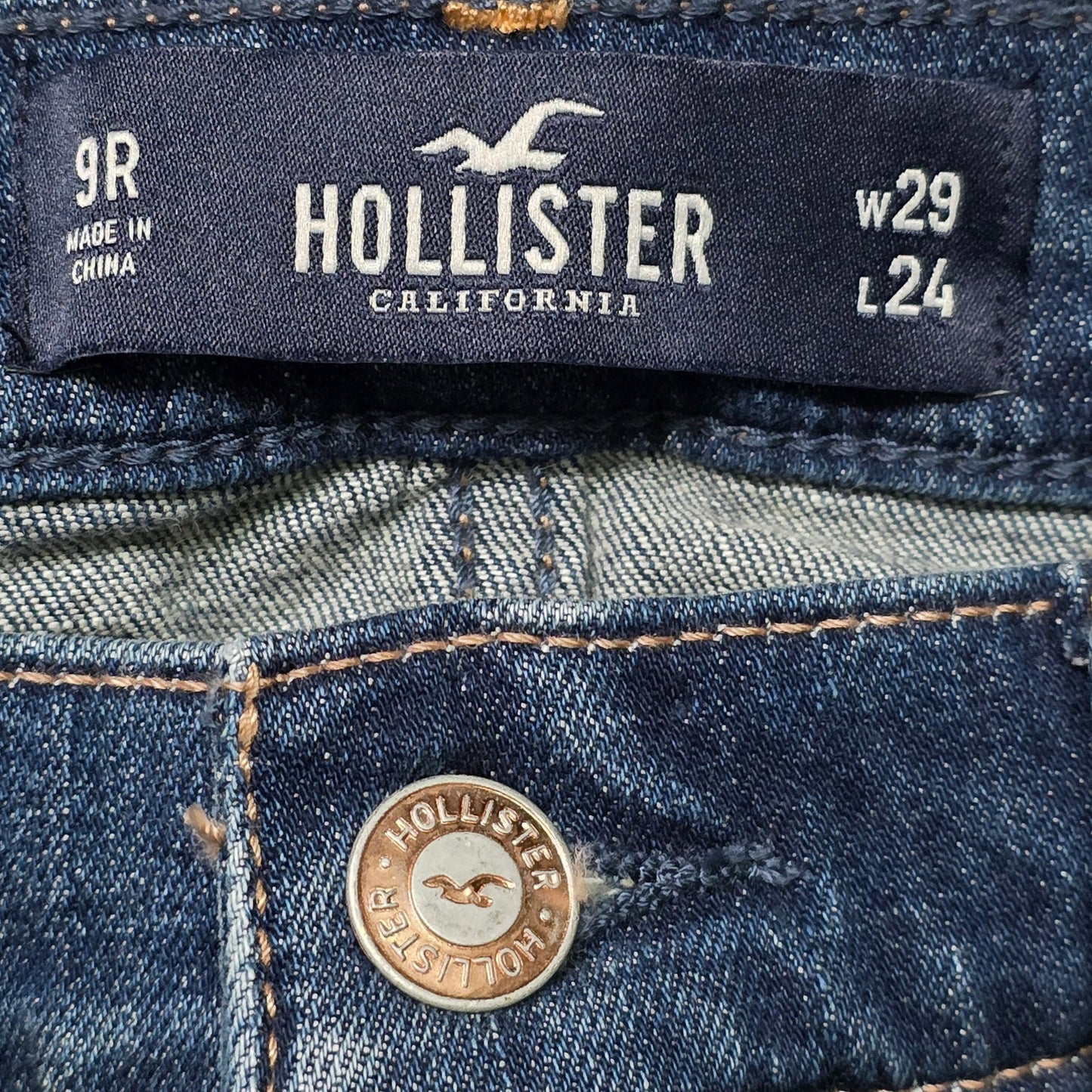 Hollister Low Rise Boyfriend Jeans Women’s 9R 29x24 Blue Distressed NWT