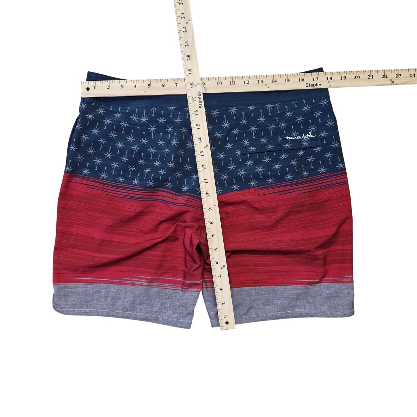 Travis Mathew Board Shorts Men’s Size 34 Murican Fun Surf Beach Swim Trunks