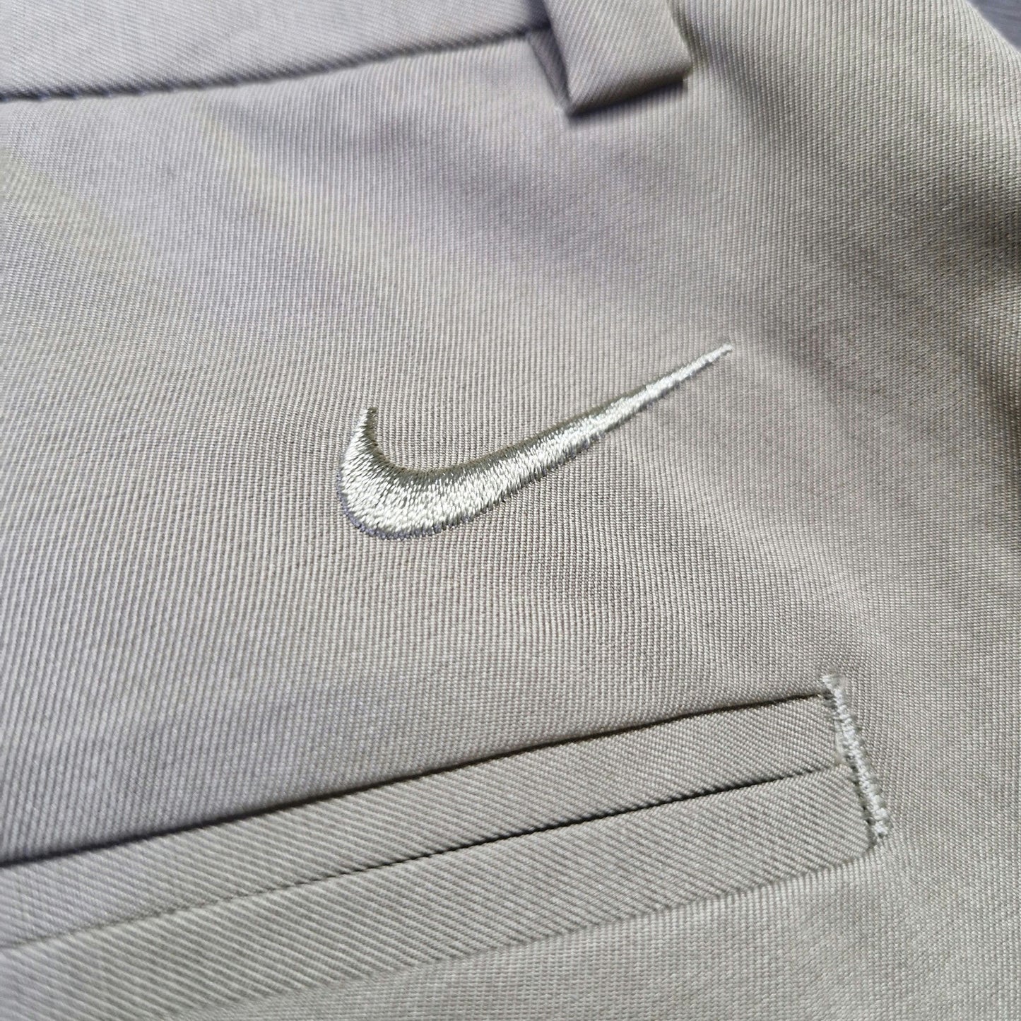 Nike Dri-Fit Golf Pants Men’s 34x34 Beige Khaki Stretch Performance Trousers