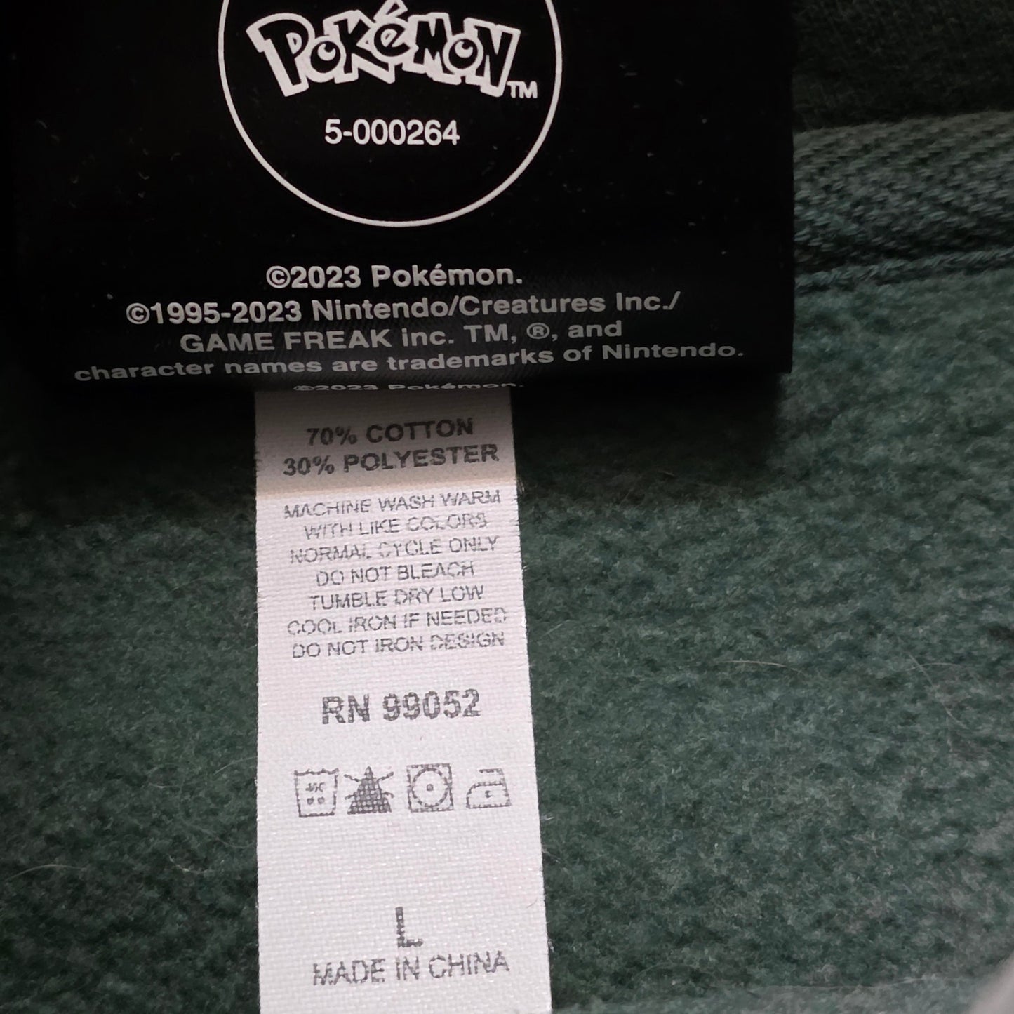 Santa Cruz x Pokémon Poké Ball Dot Hoodie Men’s Large Green