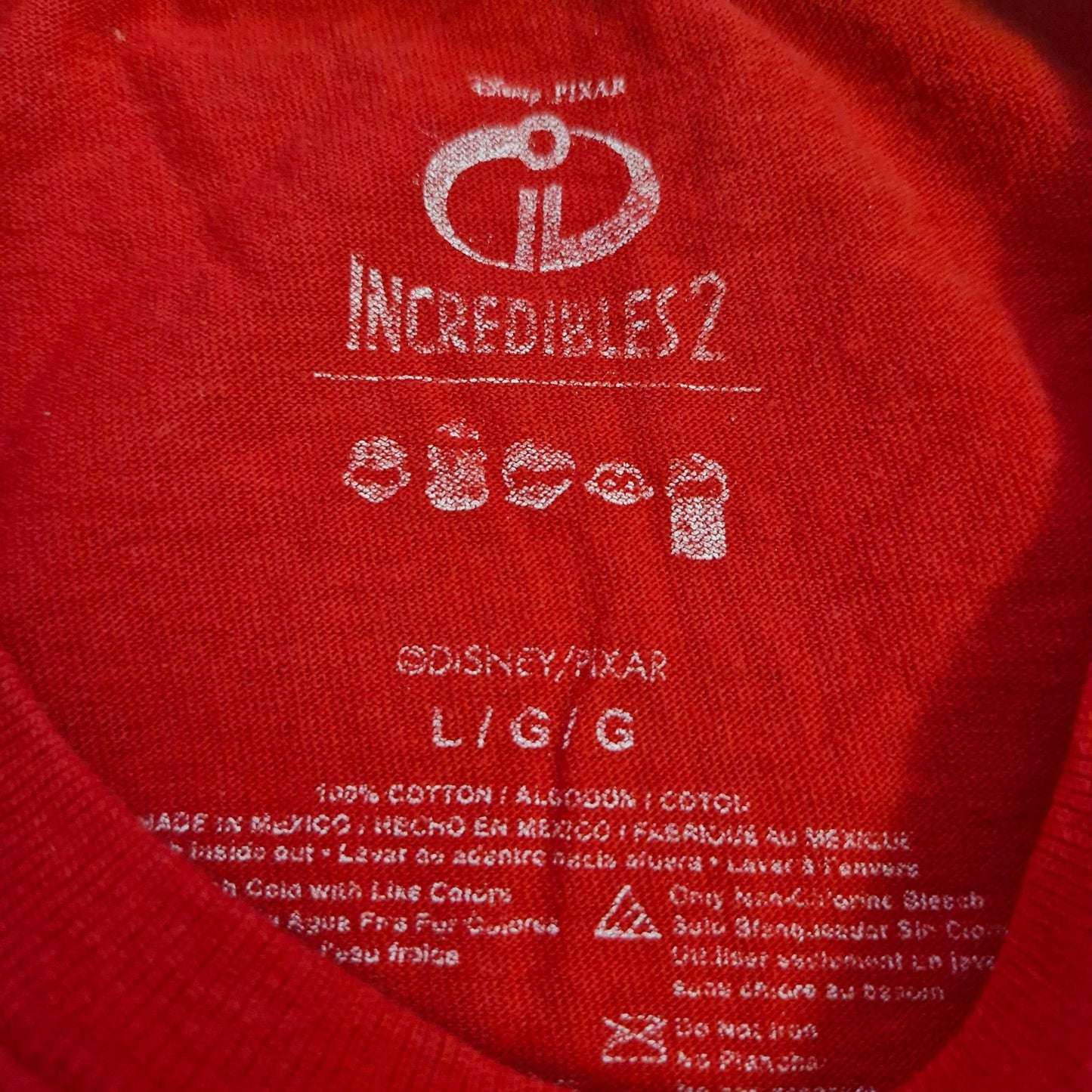 Disney Pixar Incredible 2 size Large Red Tee