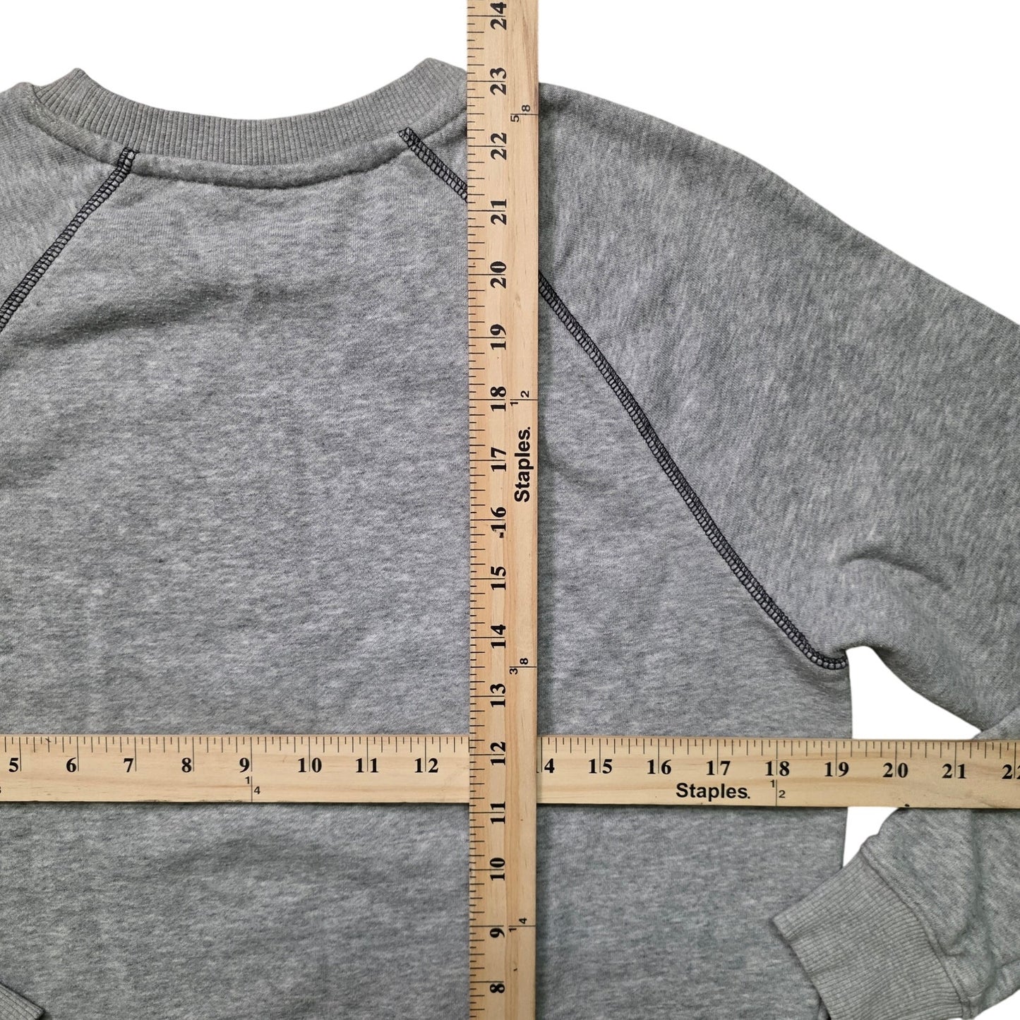 Fila Sweatshirt Men’s Medium Gray Long Sleeve Crew Neck Pullover