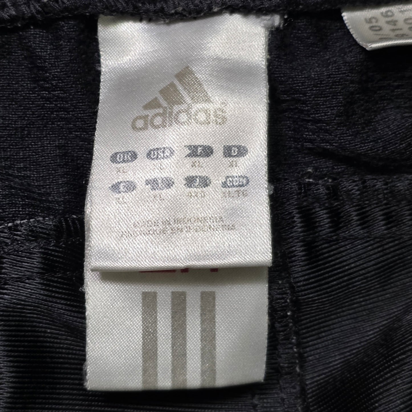 Adidas Y2K Vintage Shorts Men’s XL Black 2005 Tag Retro Athletic