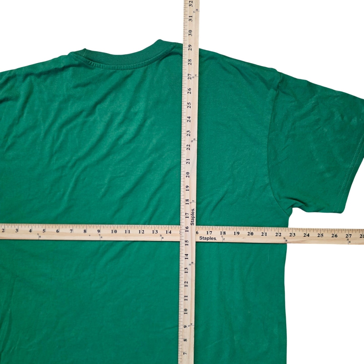 Elf “Does Somebody Need A Hug?” Graphic Tee Men’s XL Green Cotton Holiday Shirt