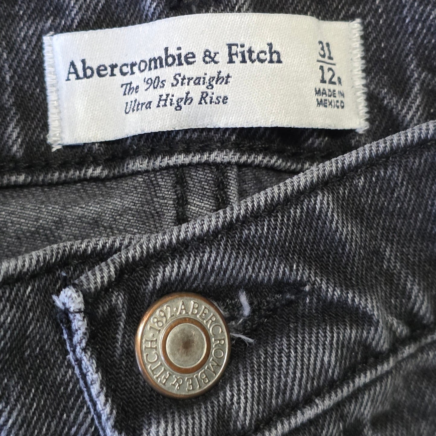 Abercrombie & Fitch ’90s Straight Ultra High Rise Jeans Men’s 31R