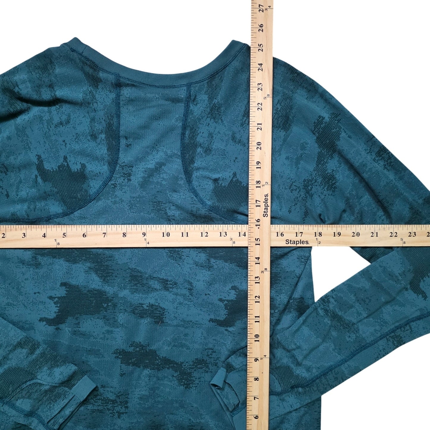 Athleta Momentum Long Sleeve Women’s XL Dark Surf Teal Camo
