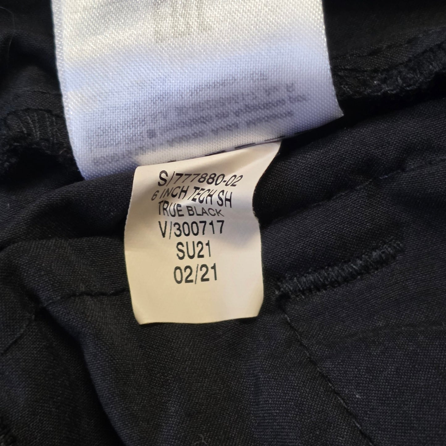 Gap Tech Shorts Men’s Size 32 Small True Black
