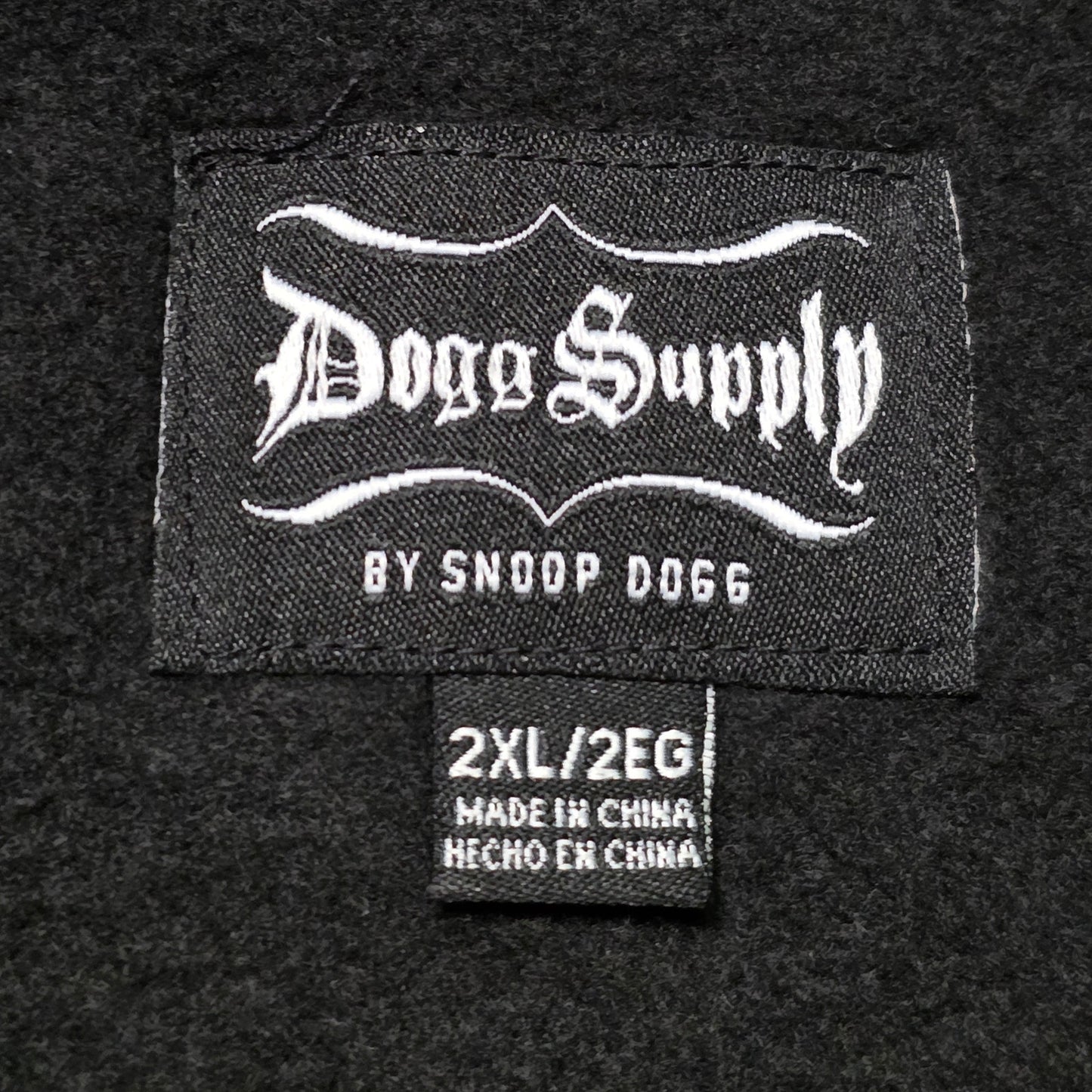 Dogg Supply “Snoop on the Stoop” Christmas Fleece Sweatshirt Men’s 2XL Black