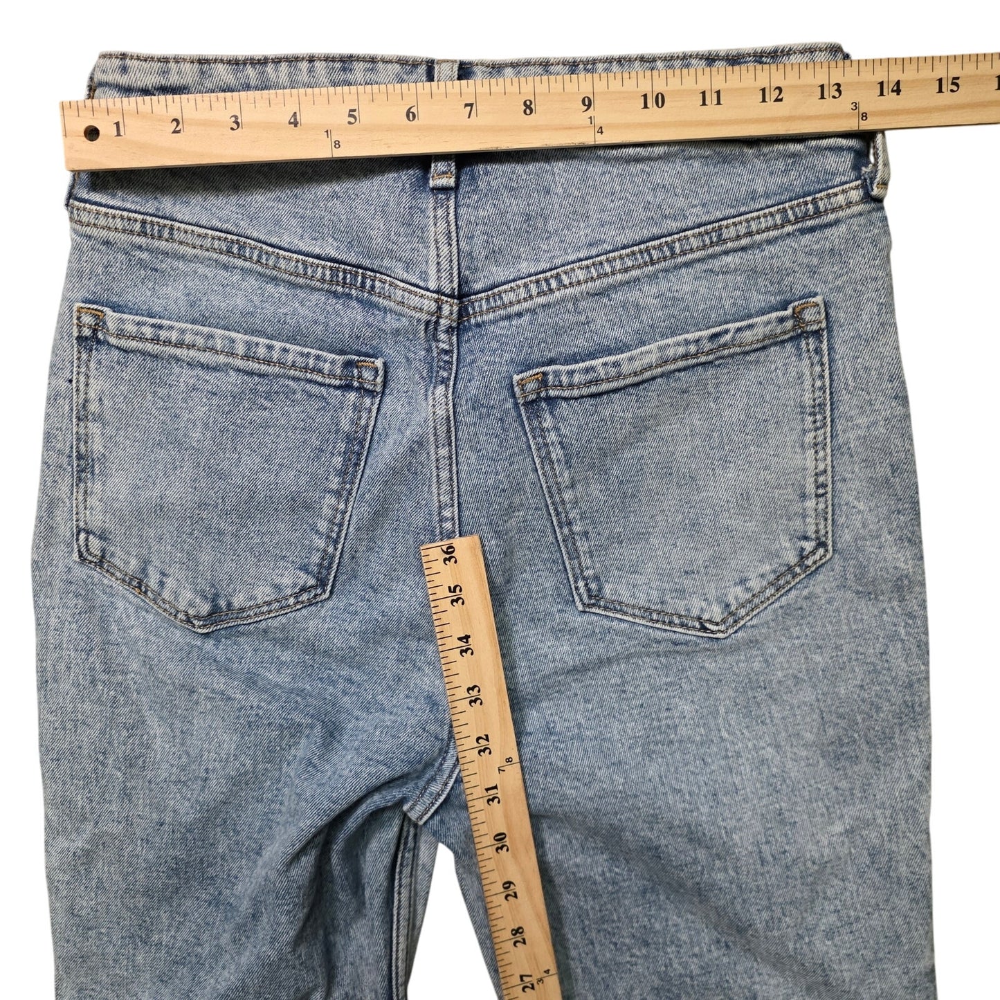Old Navy High-Waisted Flare Jeans Women’s Size 6 Blue Rita Wash Side Slit