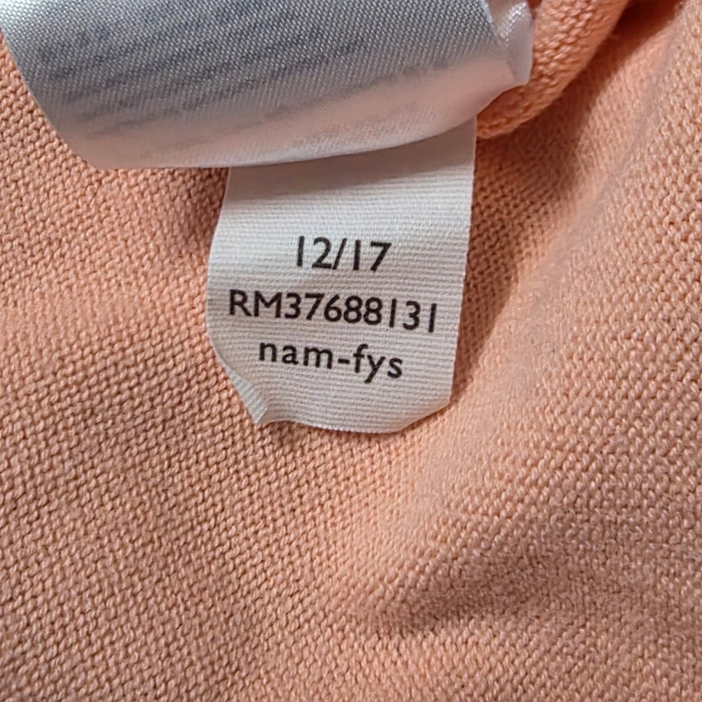 Tommy Hilfiger V-Neck Sweater Women’s M Pink Argyle Knit