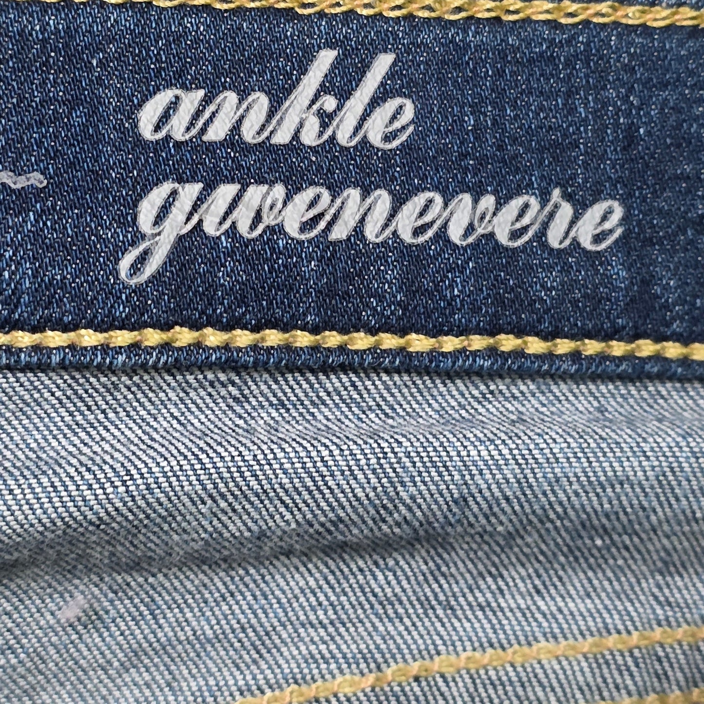 7 For All Mankind Gwenevere Ankle Skinny Jeans Women’s 27 Distressed Denim