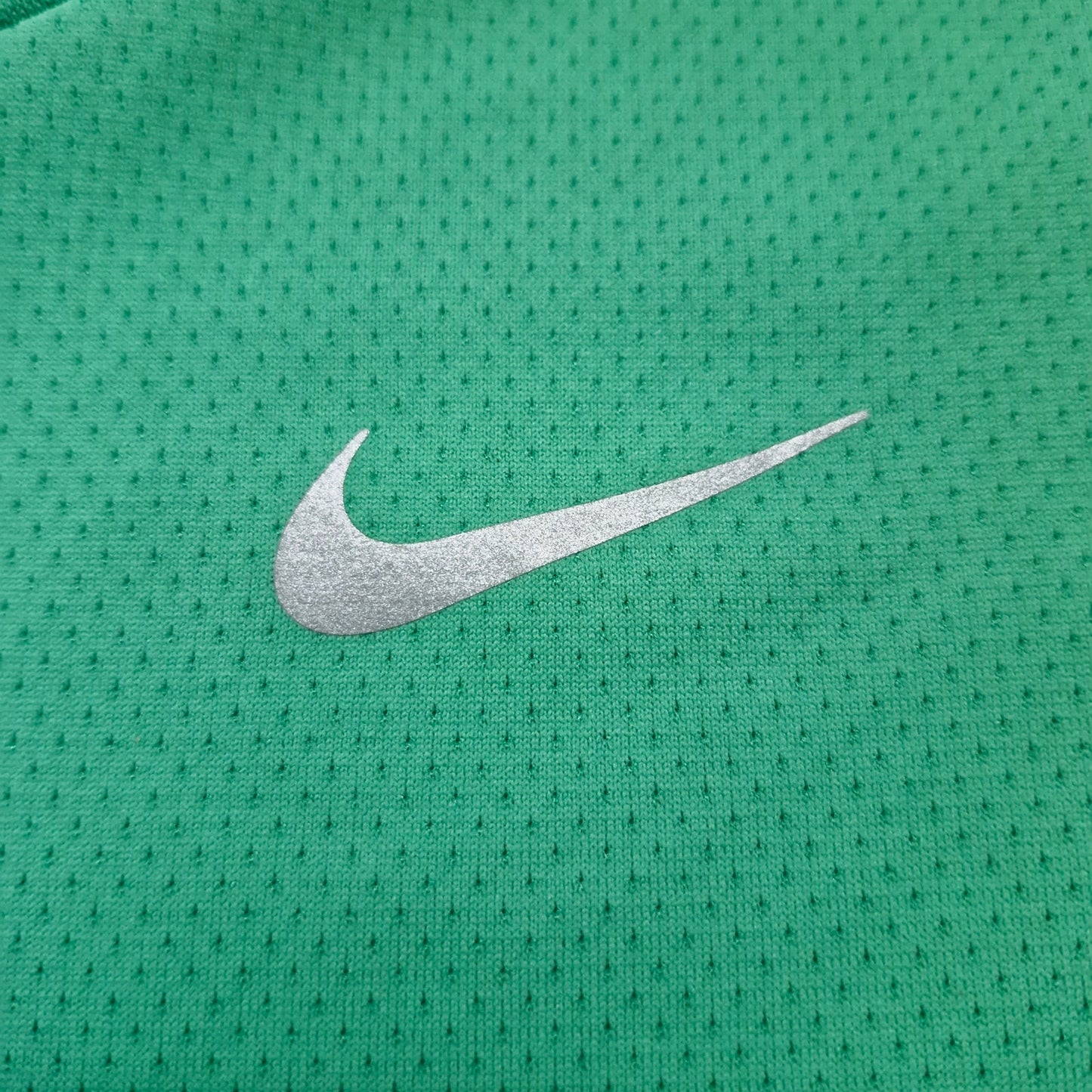 Nike Shirt Mens Large Green Dri Fit Long Sleeve Crew Neck Logo Running Active