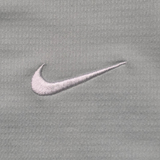 Nike Dri-FIT Golf Polo Men’s S Gray Collared Button Shirt