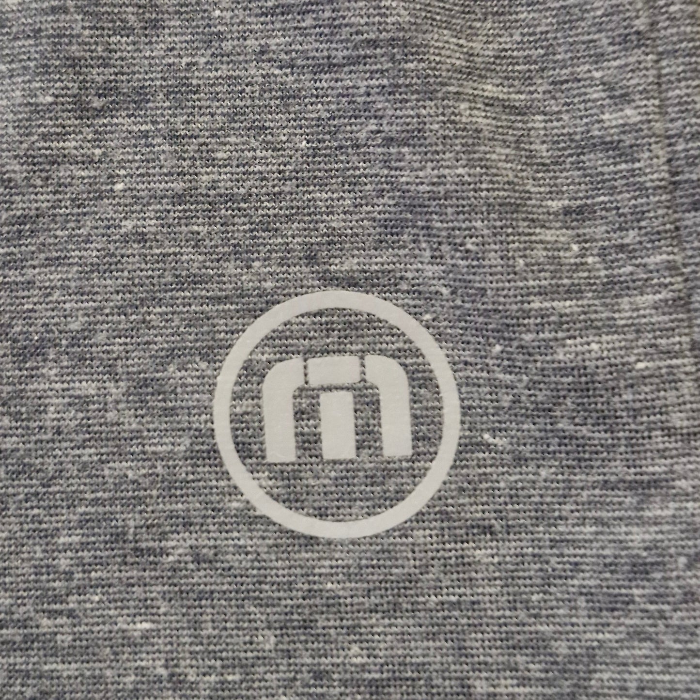 Travis Mathew V-Neck T-Shirt Men’s Size Large Short Sleeve Casual Top