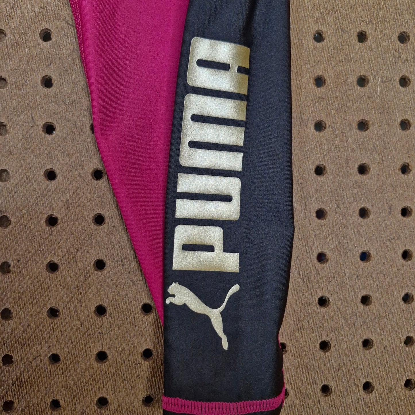 Puma Leaping Puma Tight V2 Leggings - Women’s Size Large
