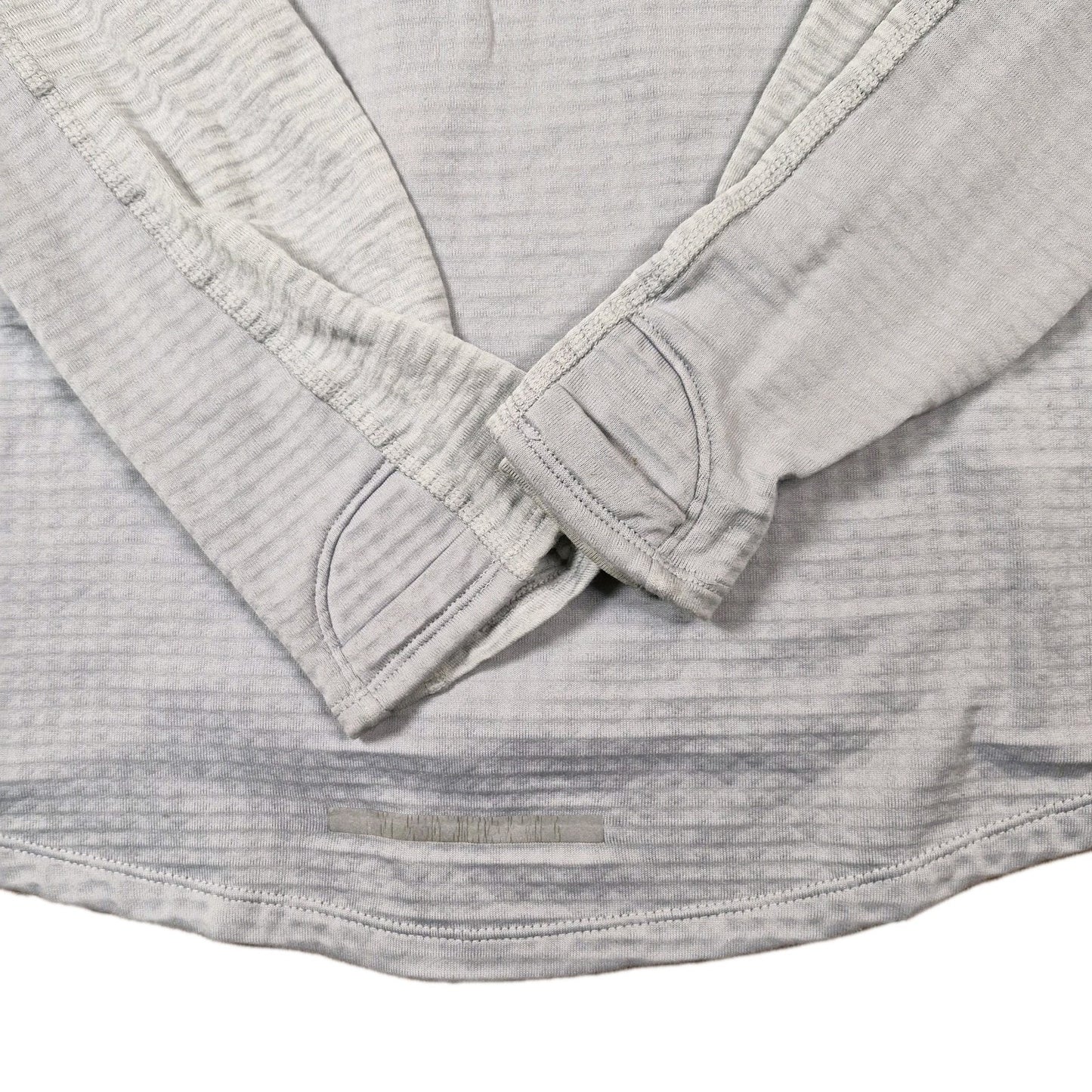 Nike Running Shirt Men’s Medium Gray Long Sleeve Dri-Fit Waffle Knit Pullover