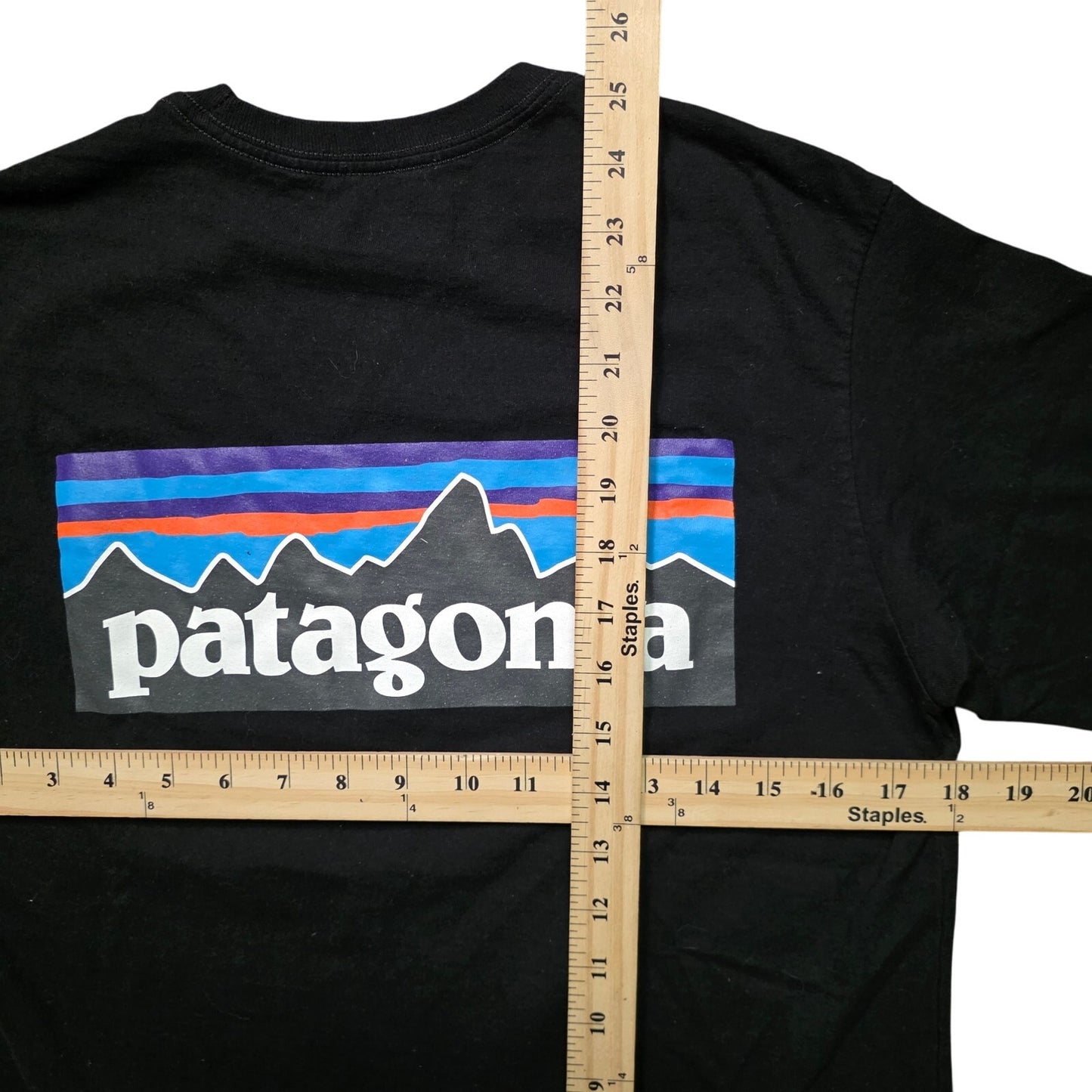 Patagonia P-6 Logo Responsibili-Tee Men’s XS Recycled Logo Tee