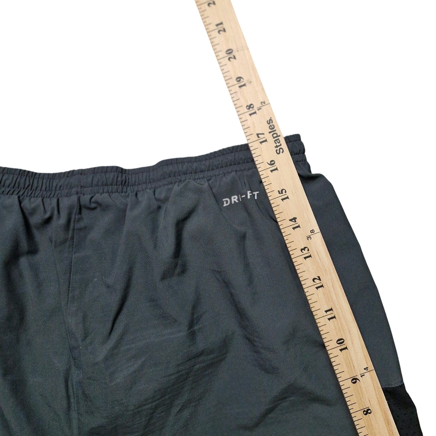 Nike Dri‑Fit Athletic Shorts Men’s Size Medium in Charcoal Gray