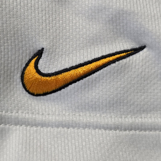 Nike Boys Training Shorts Size M (10-12) White Yellow Black Athletic