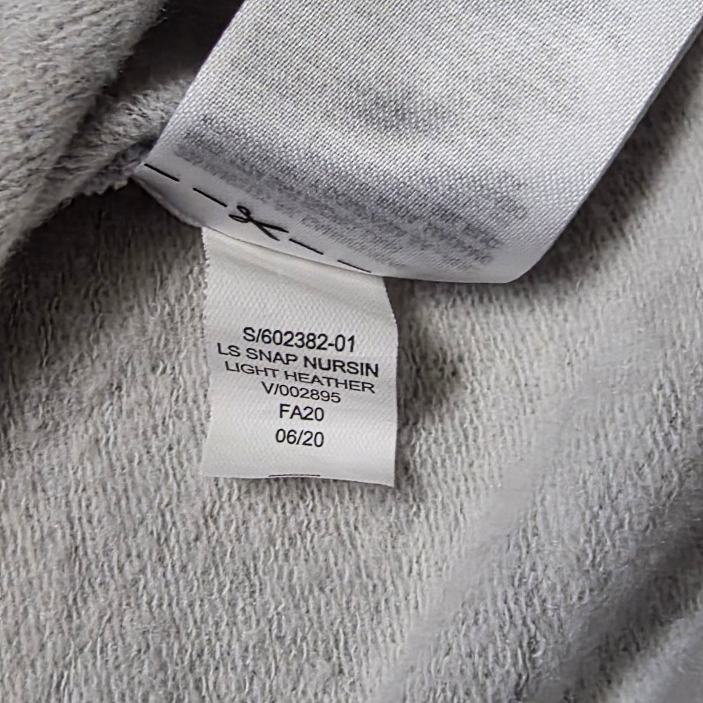 Gap Maternity Nursing Snap‑Button Sweatshirt Women’s Medium Gray Side-Snap Cozy Pullover