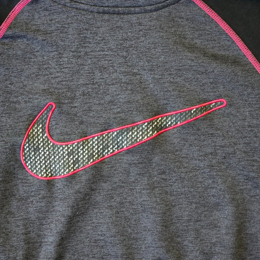 Nike Therma Fit Hoodie Women’s Small Black Gray Pullover Sweatshirt