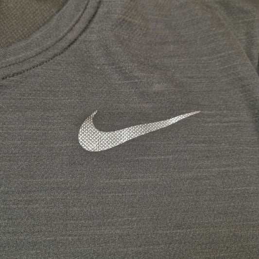 Nike Dri-FIT Black Athletic T-Shirt Men’s Medium